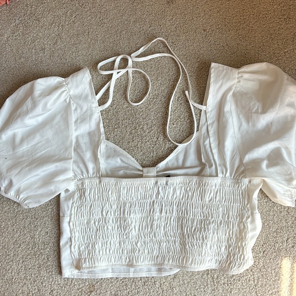 White Top - Picture 3 of 4